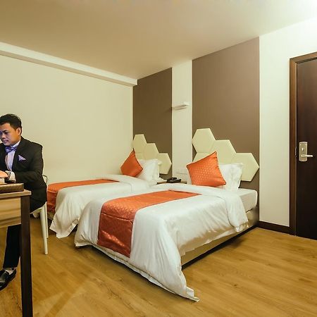 Memoire Hornbill Hotel Kuching Esterno foto