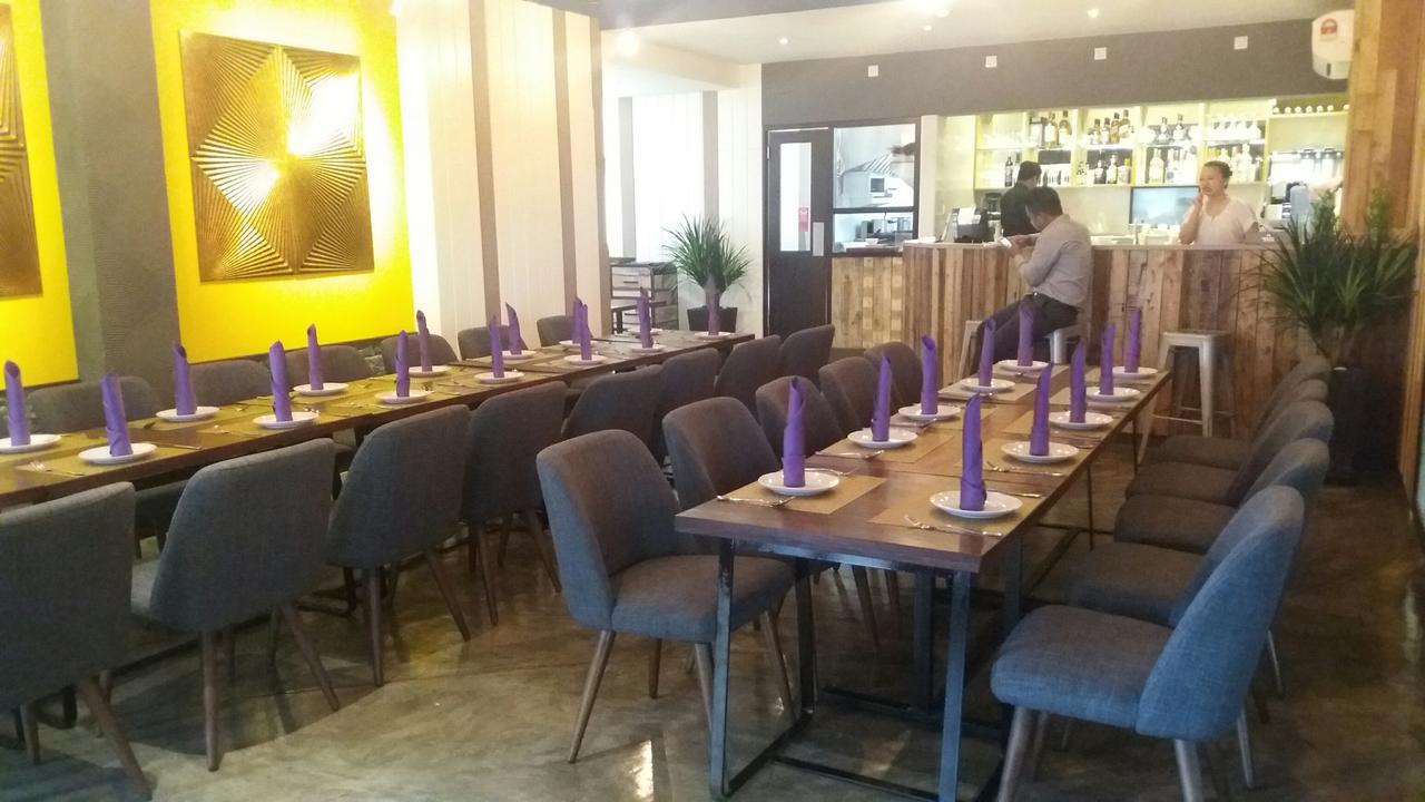 Memoire Hornbill Hotel Kuching Esterno foto