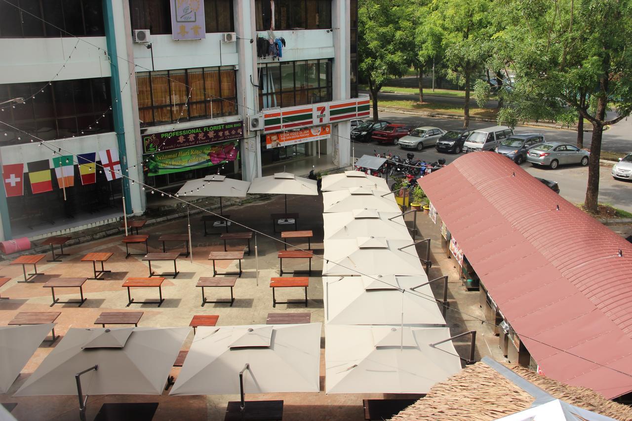 Memoire Hornbill Hotel Kuching Esterno foto