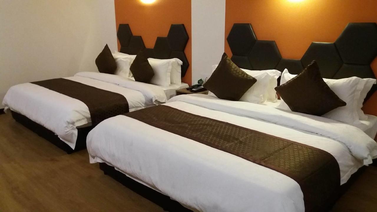 Memoire Hornbill Hotel Kuching Esterno foto