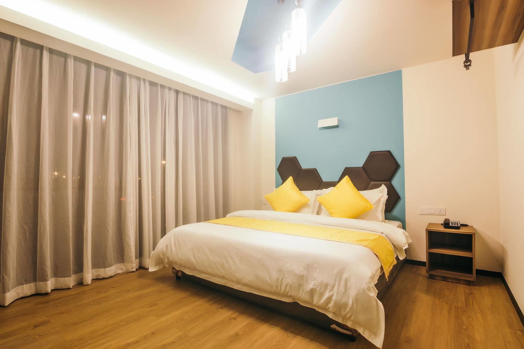 Memoire Hornbill Hotel Kuching Esterno foto